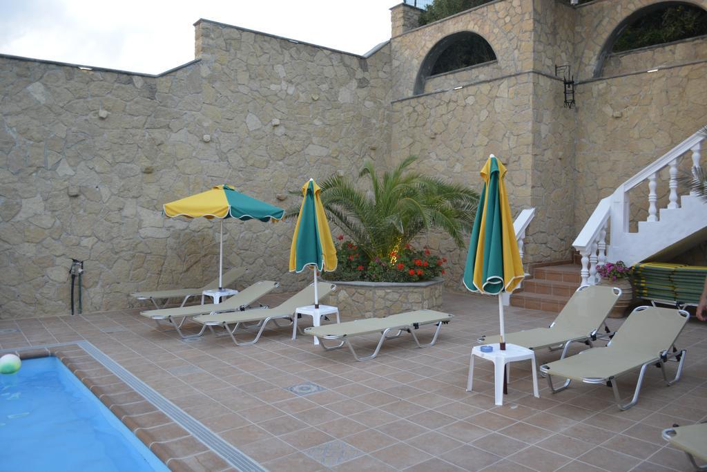 Hotel Finiki View 외부 사진